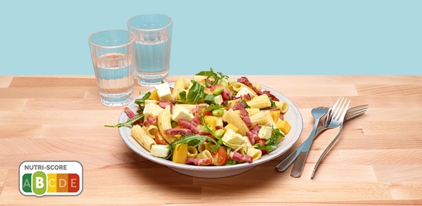 Salade de pâtes aux lardons et à la feta